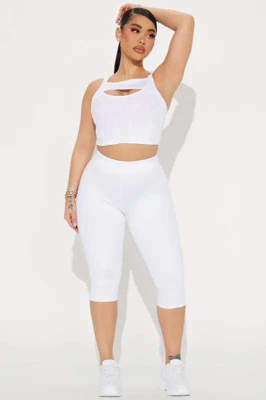 Power Punch Elevate Active Capri - White sold by Fashion Nova