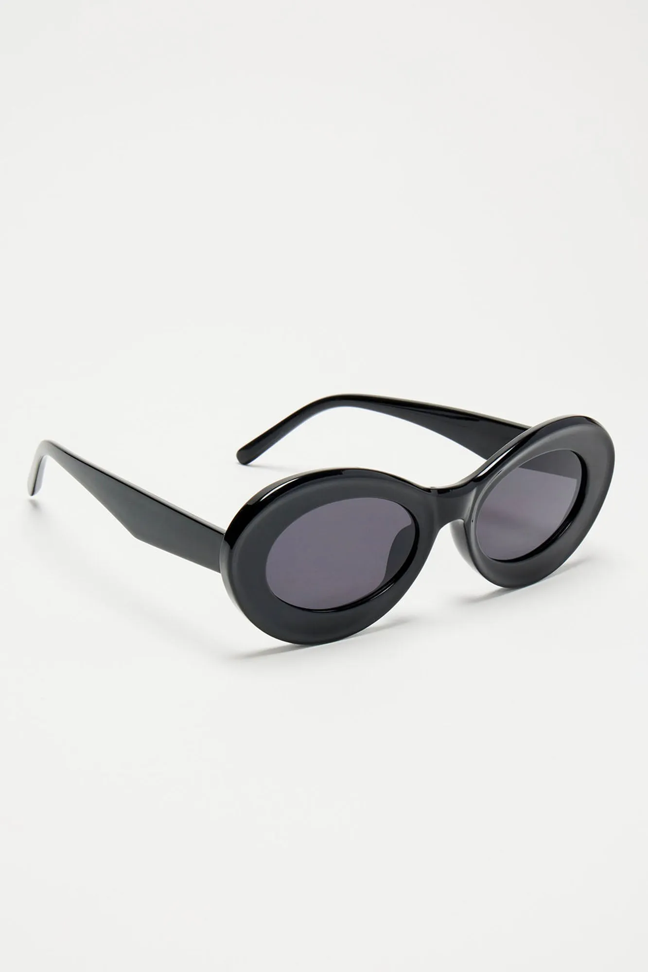 Reading The Room Sunglasses - Black sold by Fashion Nova product image thumbnail 4
