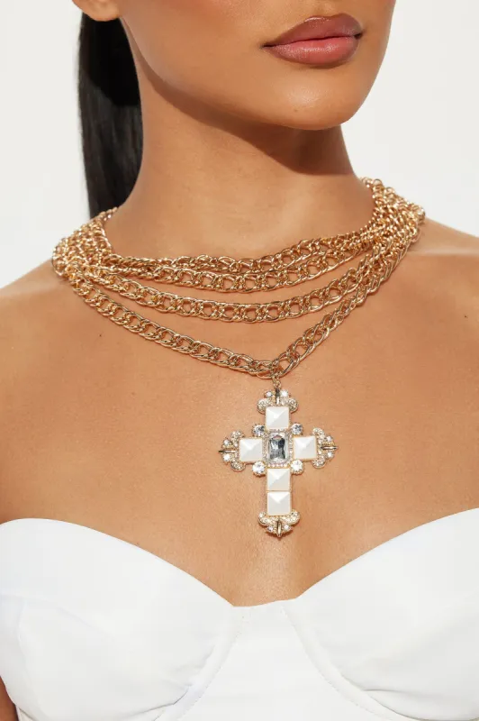 Royal Power Necklace - Gold sold by Fashion Nova