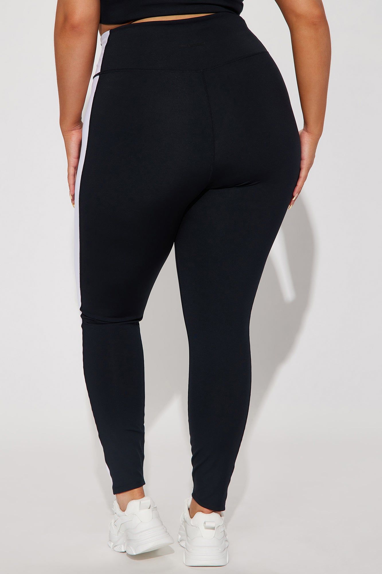 Chase Elevate Active Legging - Black/combo sold by Fashion Nova product image thumbnail 6