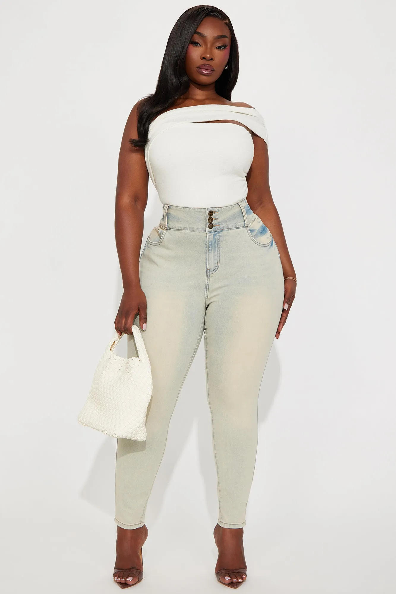 Irreplaceable Stretch Booty Lifting Jeans - Vintage Wash sold by Fashion Nova product image thumbnail 5