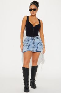 Zaida Seamless Bodysuit - Black sold by Fashion Nova