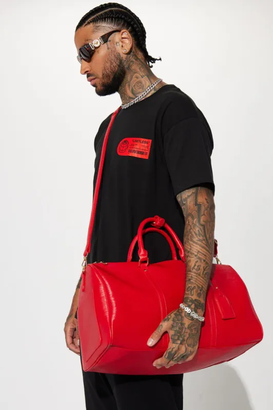 On The Go Duffel Bag - Red sold by Fashion Nova