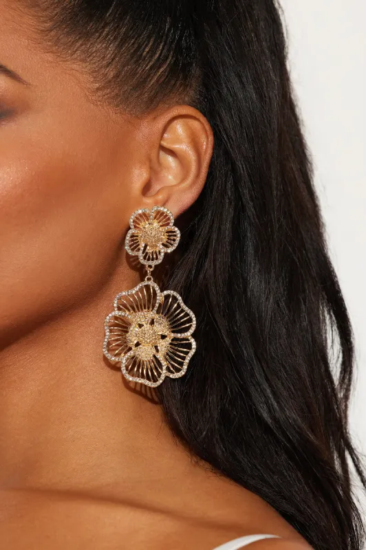 Delightful Flower Earrings - Gold sold by Fashion Nova