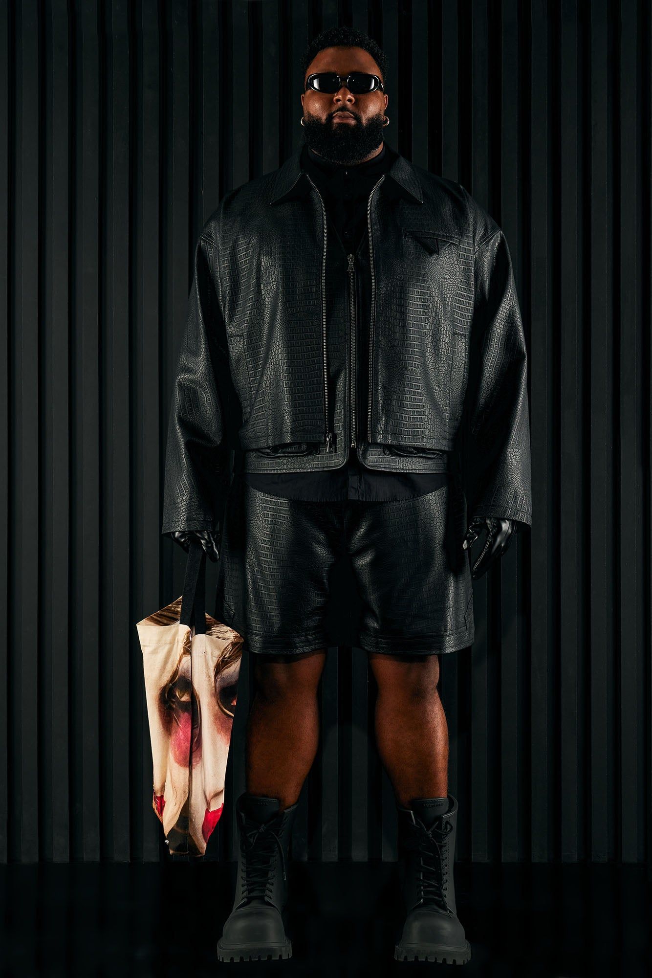 Gotta Run Faux Croc Leather Cropped Jacket - Black sold by Fashion Nova product image thumbnail 5