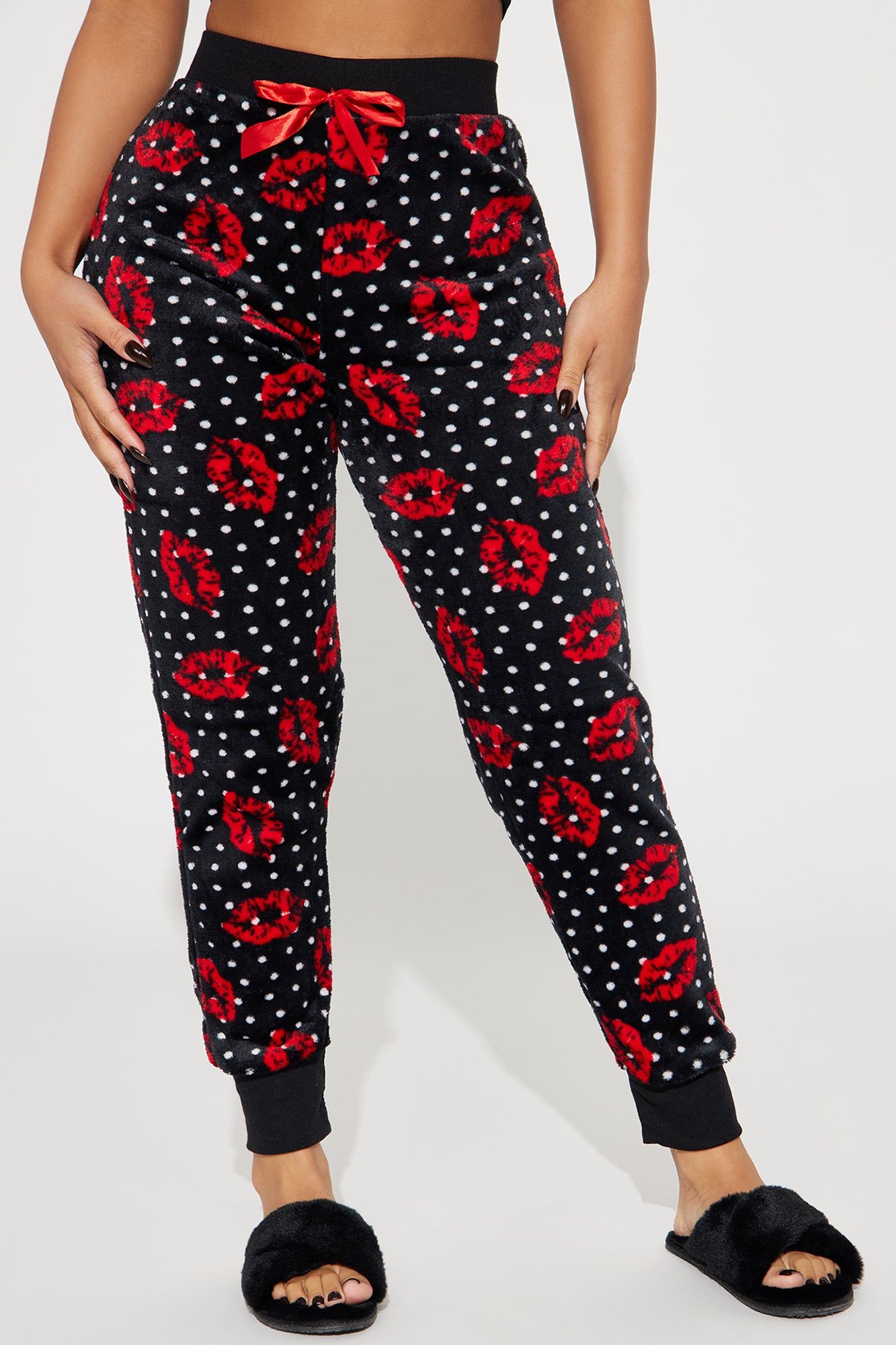 Lipstick Kisses Plush PJ Joggers - Red/Black sold by Fashion Nova product image thumbnail 2