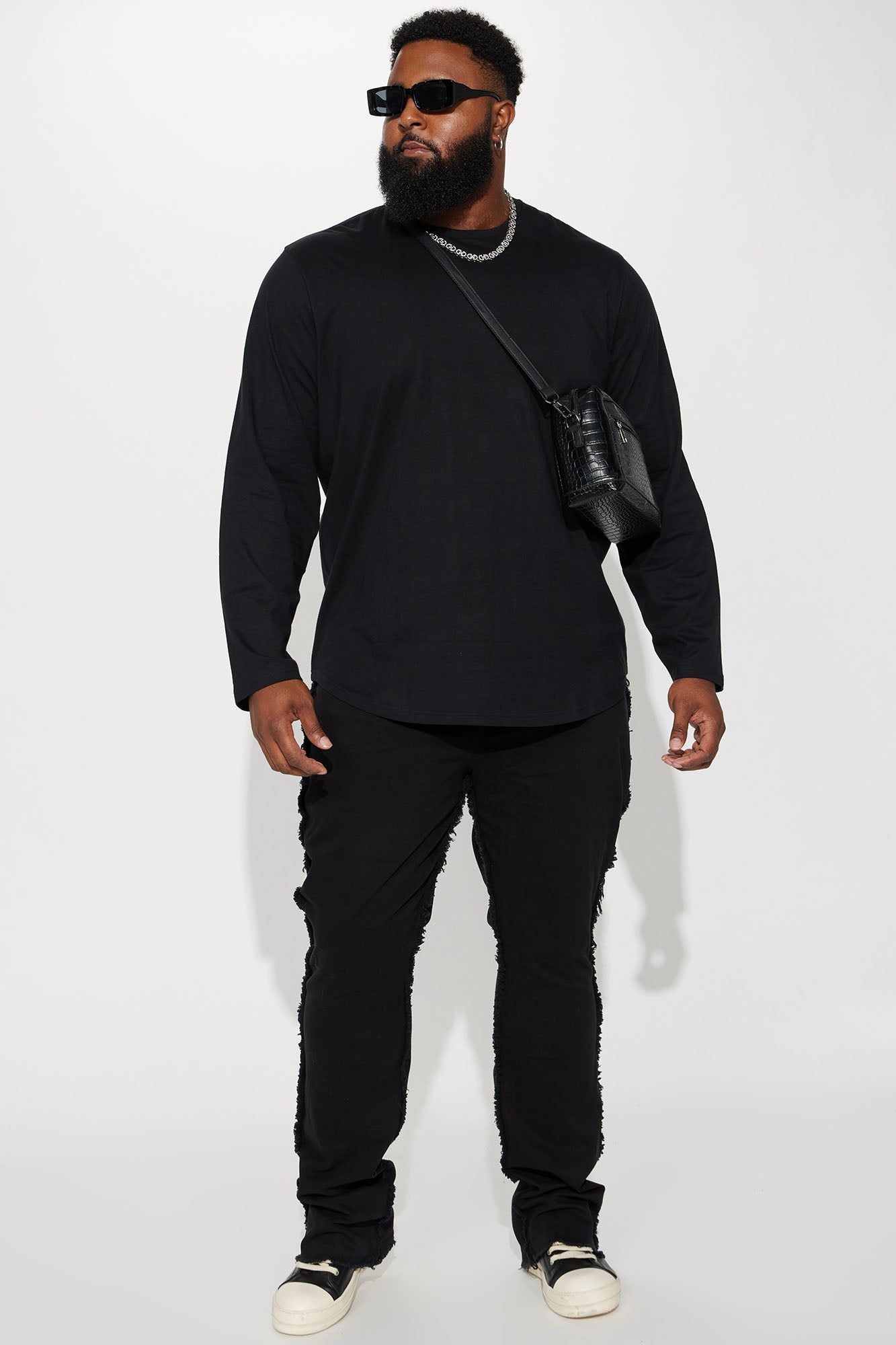 Good Life Frayed Stacked Skinny Flare Pants - Black sold by Fashion Nova product image thumbnail 7