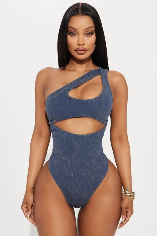 Nicole Ribbed Bodysuit - Blue Wash sold by Fashion Nova