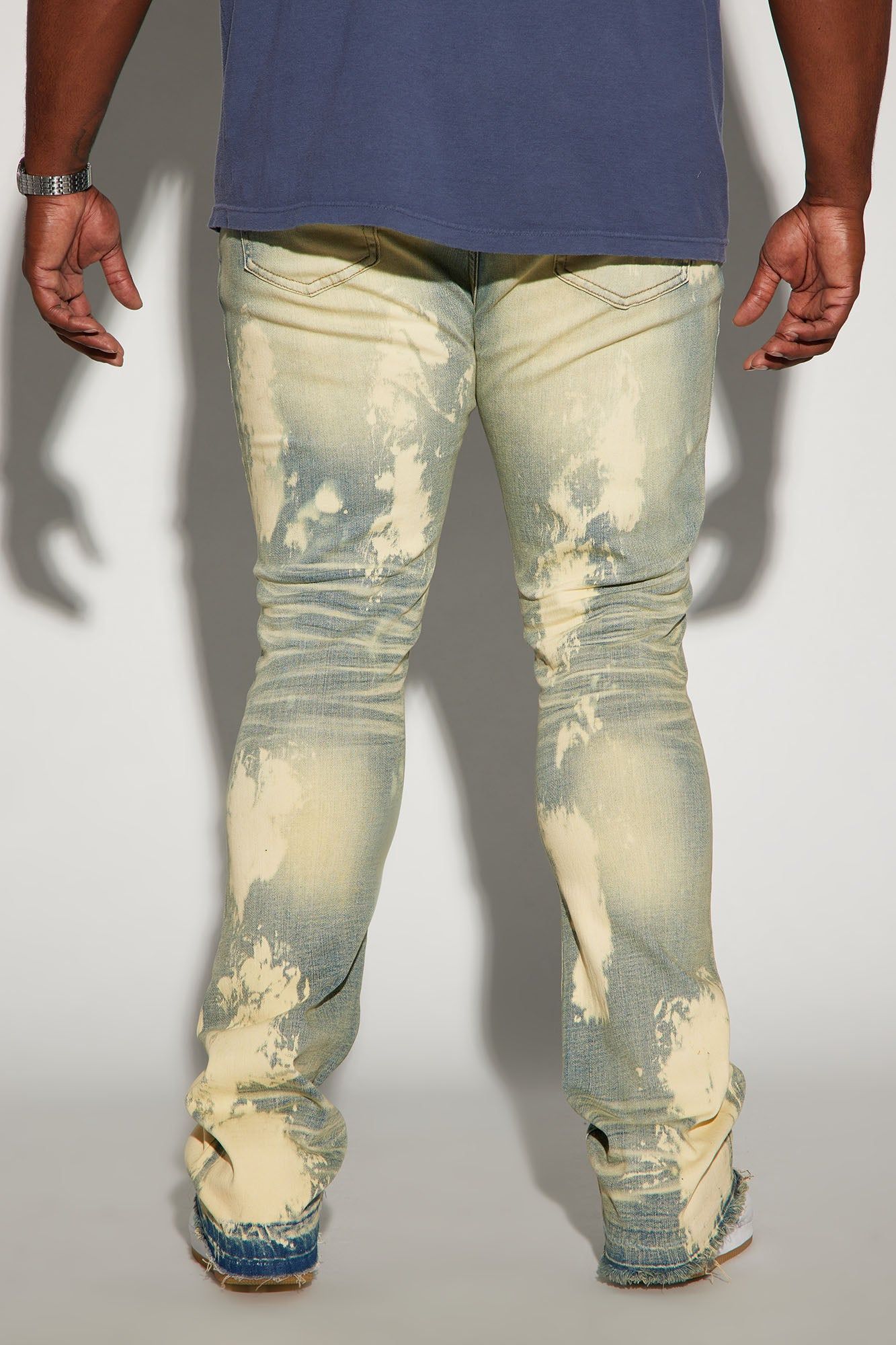 Moving Up Bleached Stacked Skinny Flare Jeans - Medium Blue Wash sold by Fashion Nova product image thumbnail 3