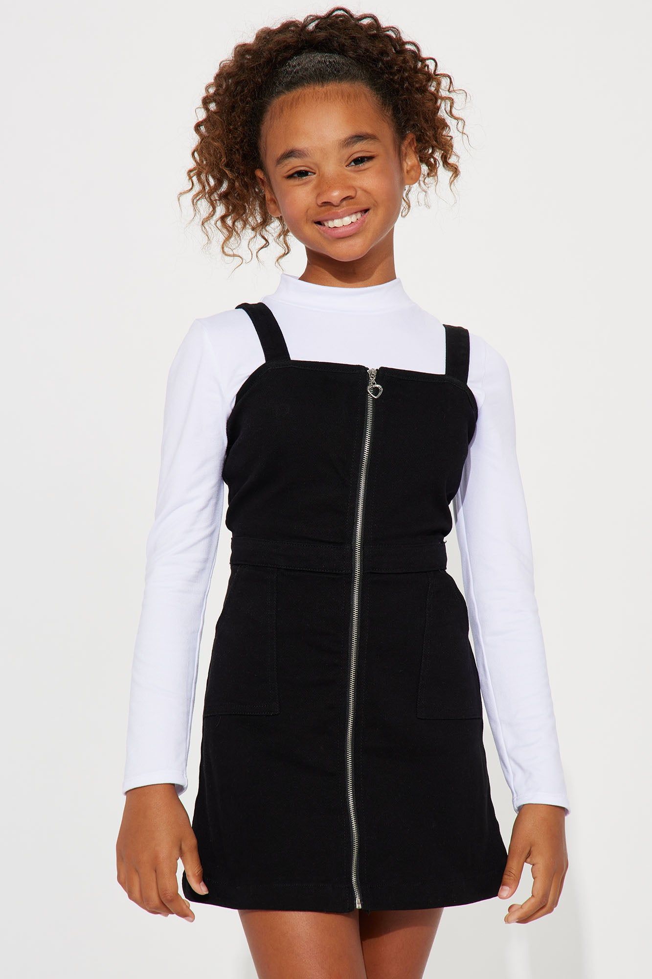 Mini Weekend Fit Skirttall - Black sold by Fashion Nova product image thumbnail 2