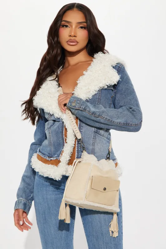 Telluride Sherpa Handbag - Beige sold by Fashion Nova