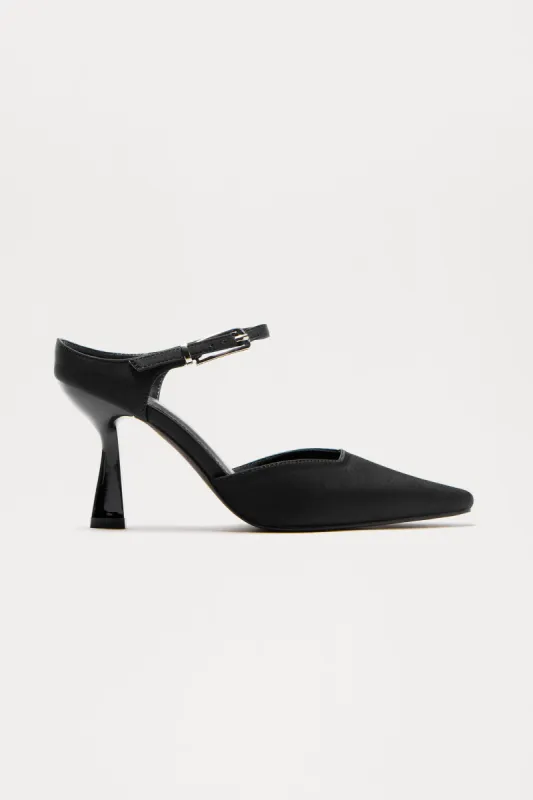 Share The Invite Pumps - Black sold by Fashion Nova