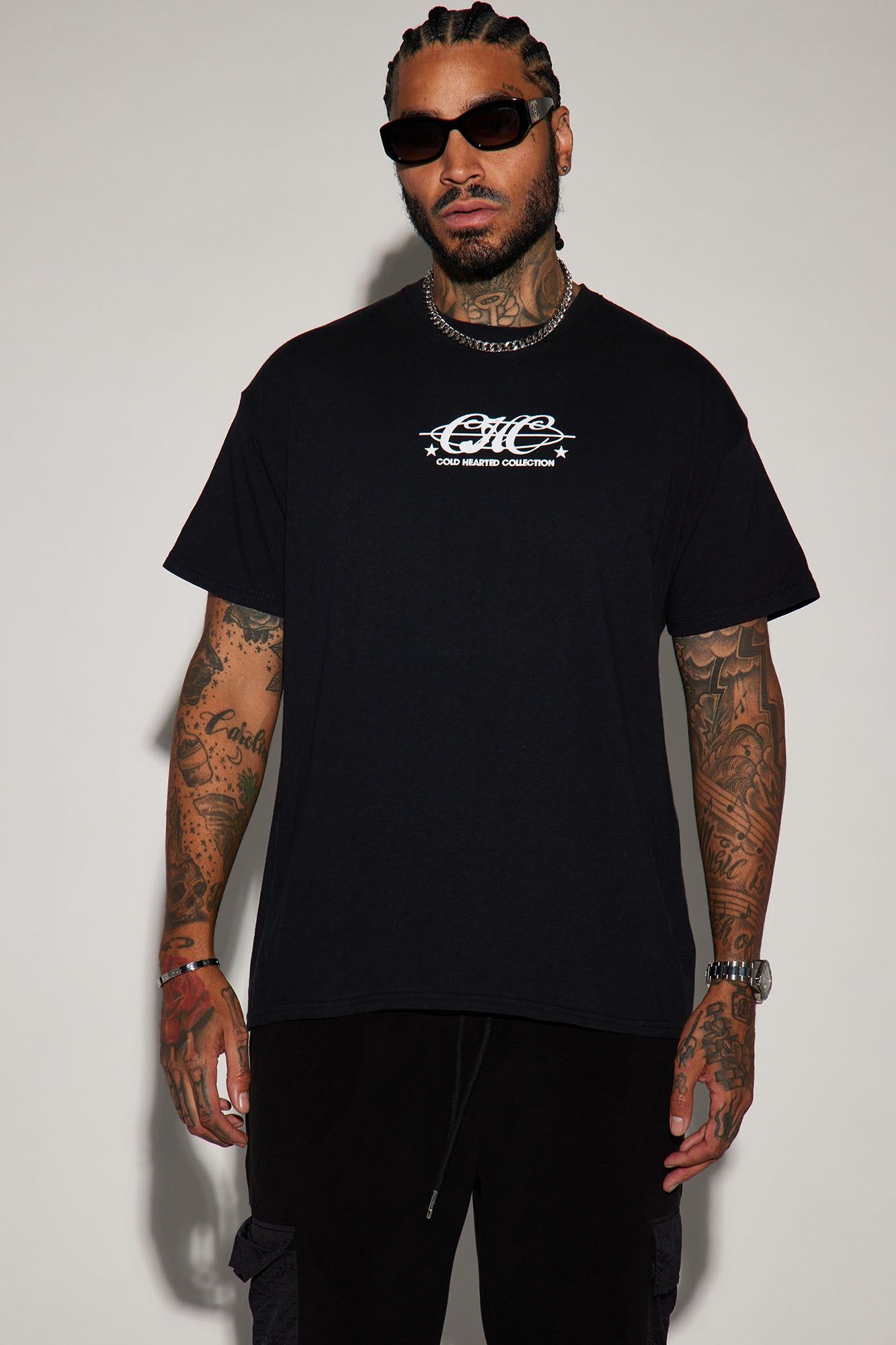 Cold Hearted Collection Short Sleeve Tee - Black sold by Fashion Nova