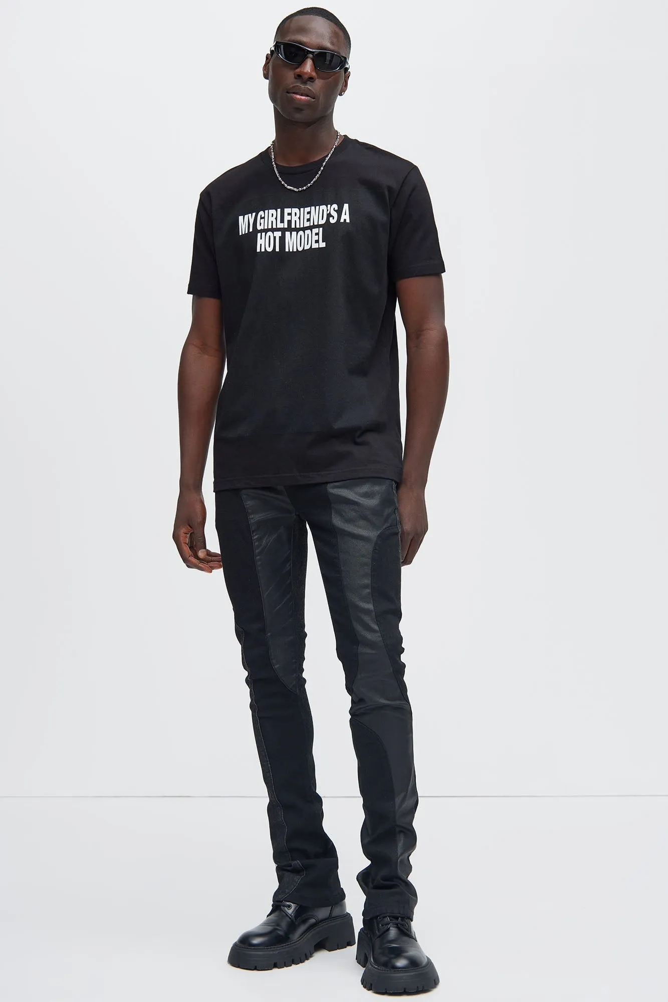 My Girlfriend's A Hot Model Short Sleeve Tee - Black sold by Fashion Nova product image thumbnail 3