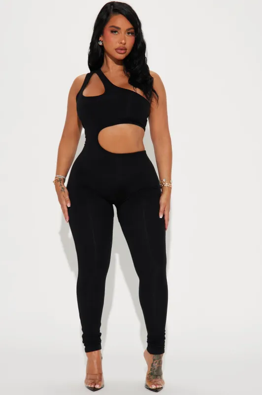 Perfect Catch Jumpsuit  - Black sold by Fashion Nova