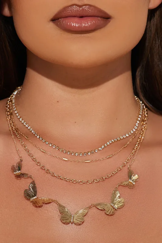Butterflies In The Spring Necklace - Gold sold by Fashion Nova