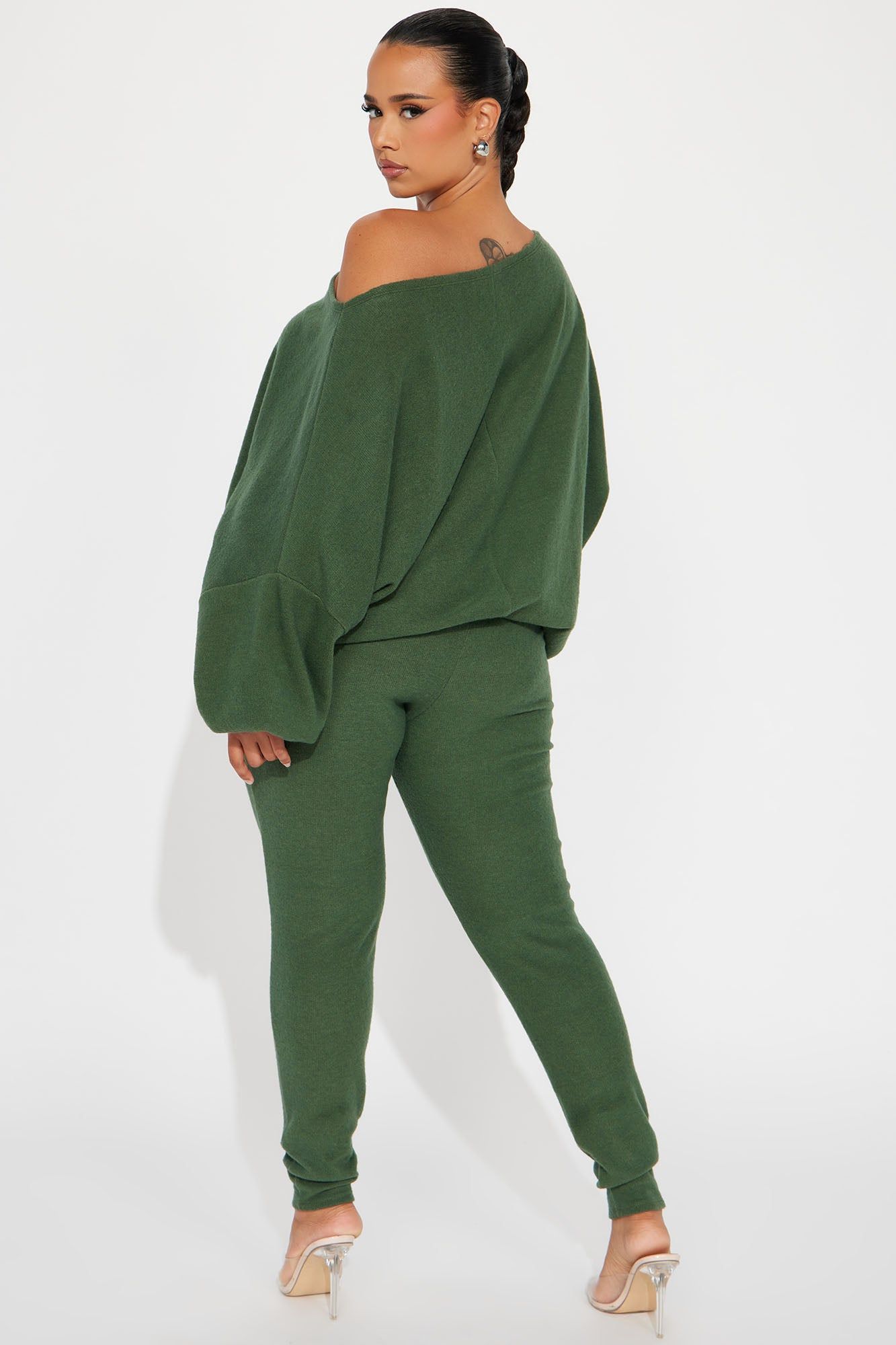 Comfy Mood Legging Set - Olive sold by Fashion Nova product image thumbnail 7