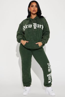 NYC Fleece Jogger Set - Hunter sold by Fashion Nova