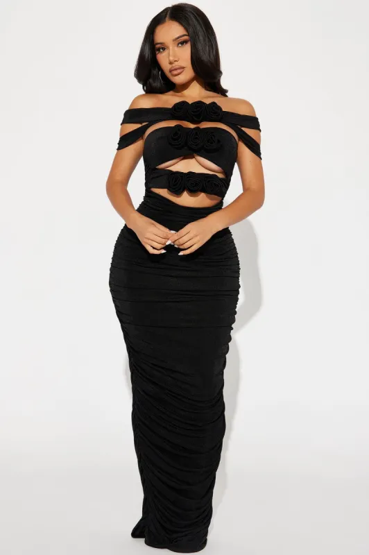 Sophia Rosette Maxi Dress - Black sold by Fashion Nova