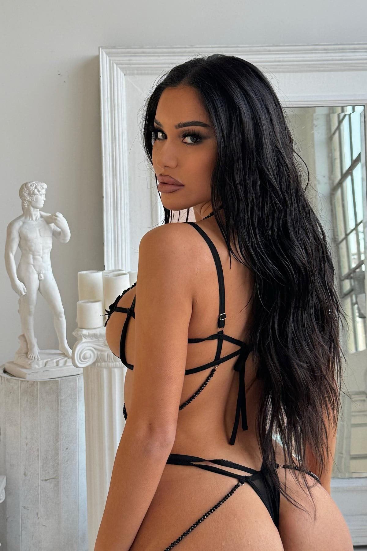 A Touch Of Spice Open Cup Crotchless Set - Black sold by Fashion Nova product image thumbnail 3