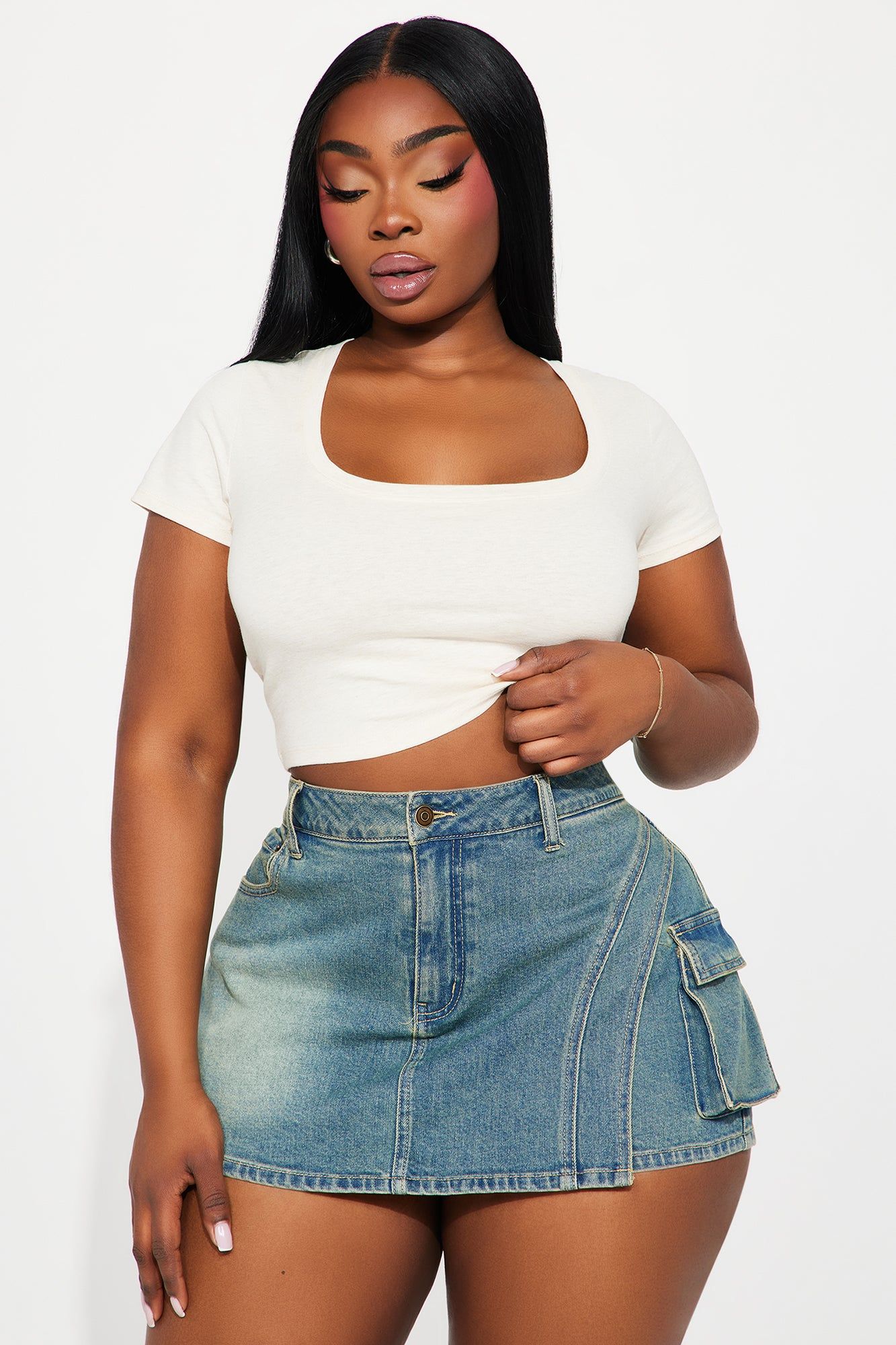 Amelia Scoop Neck Tee - Oatmeal sold by Fashion Nova product image thumbnail 4