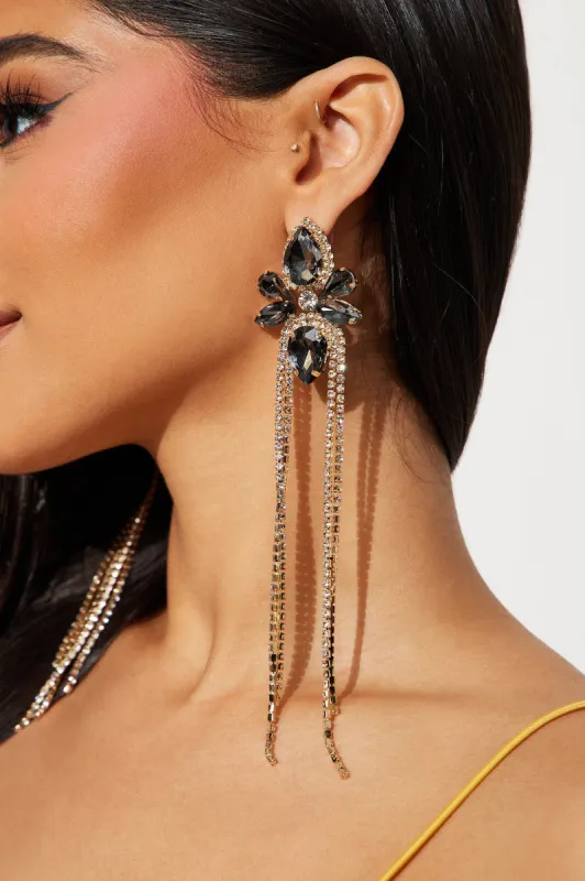 We Love Drop Earrings - Black sold by Fashion Nova