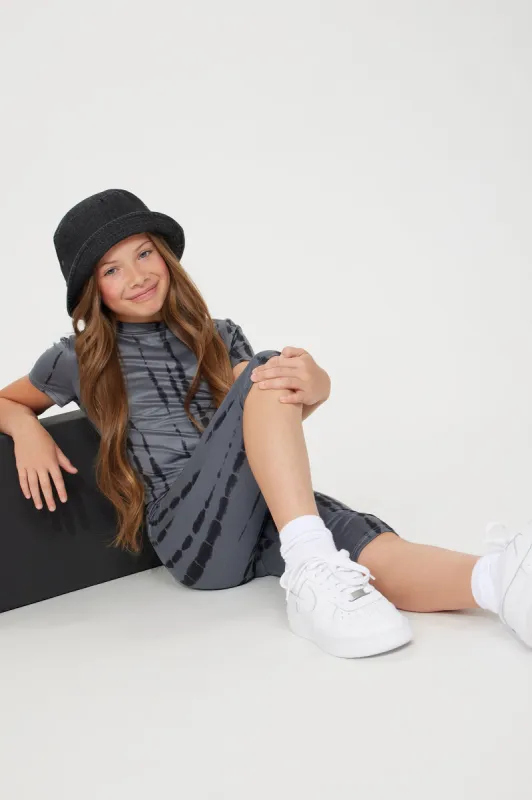 Mini Jazmin Tie Dye Capri Set - Charcoal sold by Fashion Nova