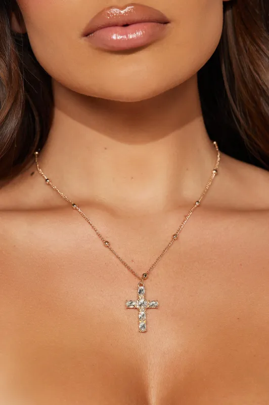 Haven Sent Crystal Necklace - Gold sold by Fashion Nova