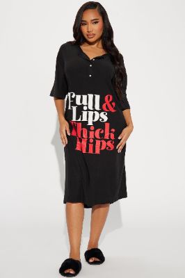 Full Lips Thick Hips PJ Sleep Shirt - Black sold by Fashion Nova
