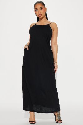 Sophia Flowy Maxi Dress - Black sold by Fashion Nova