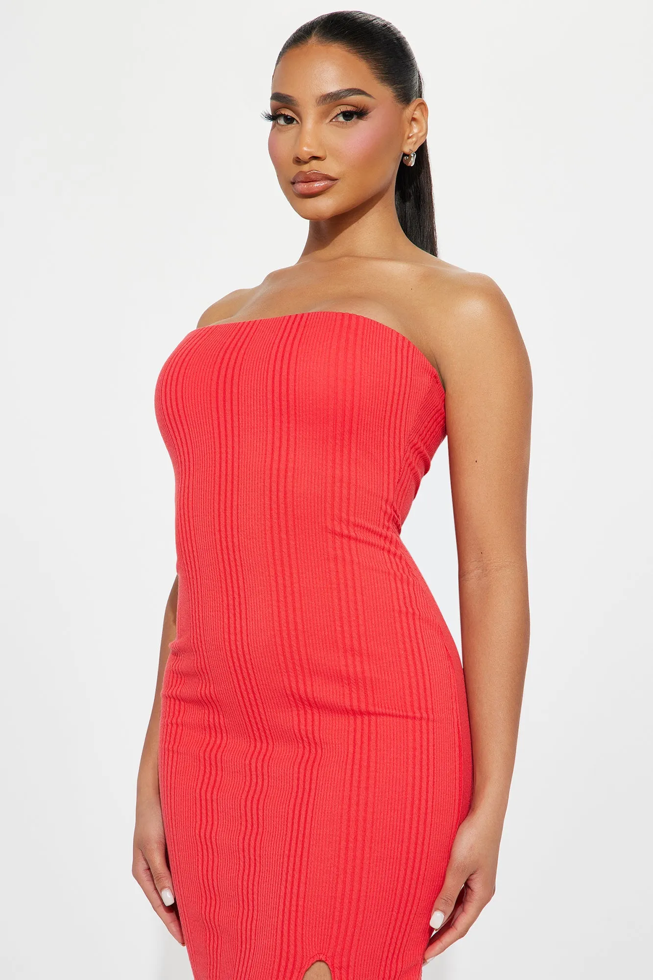 Hailey Textured Tube Midi Dress - Red sold by Fashion Nova product image thumbnail 2