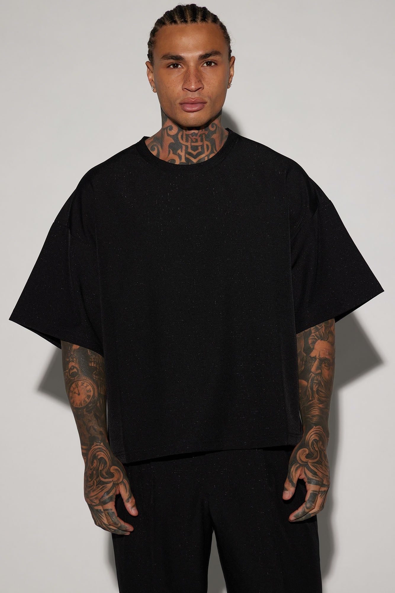 Universal Boxy Cropped Tee - Black sold by Fashion Nova