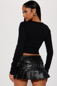 Skeleton Touch Sweater - Black/White sold by Fashion Nova
