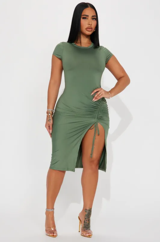 Leilani Ruched Midi Dress - Green sold by Fashion Nova