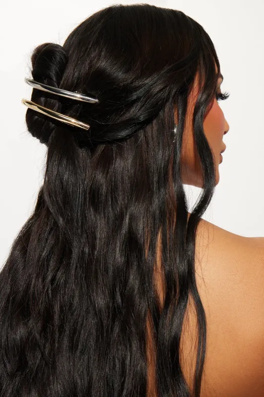 Solid 2 Piece Hair Clip Set - Multi Color sold by Fashion Nova