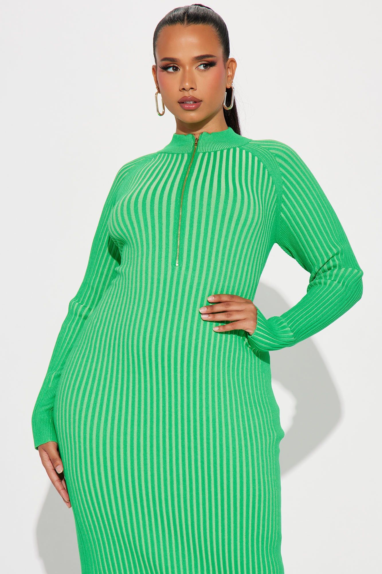 Keeping You Warm Sweater Maxi Dress - Kelly Green sold by Fashion Nova product image thumbnail 5