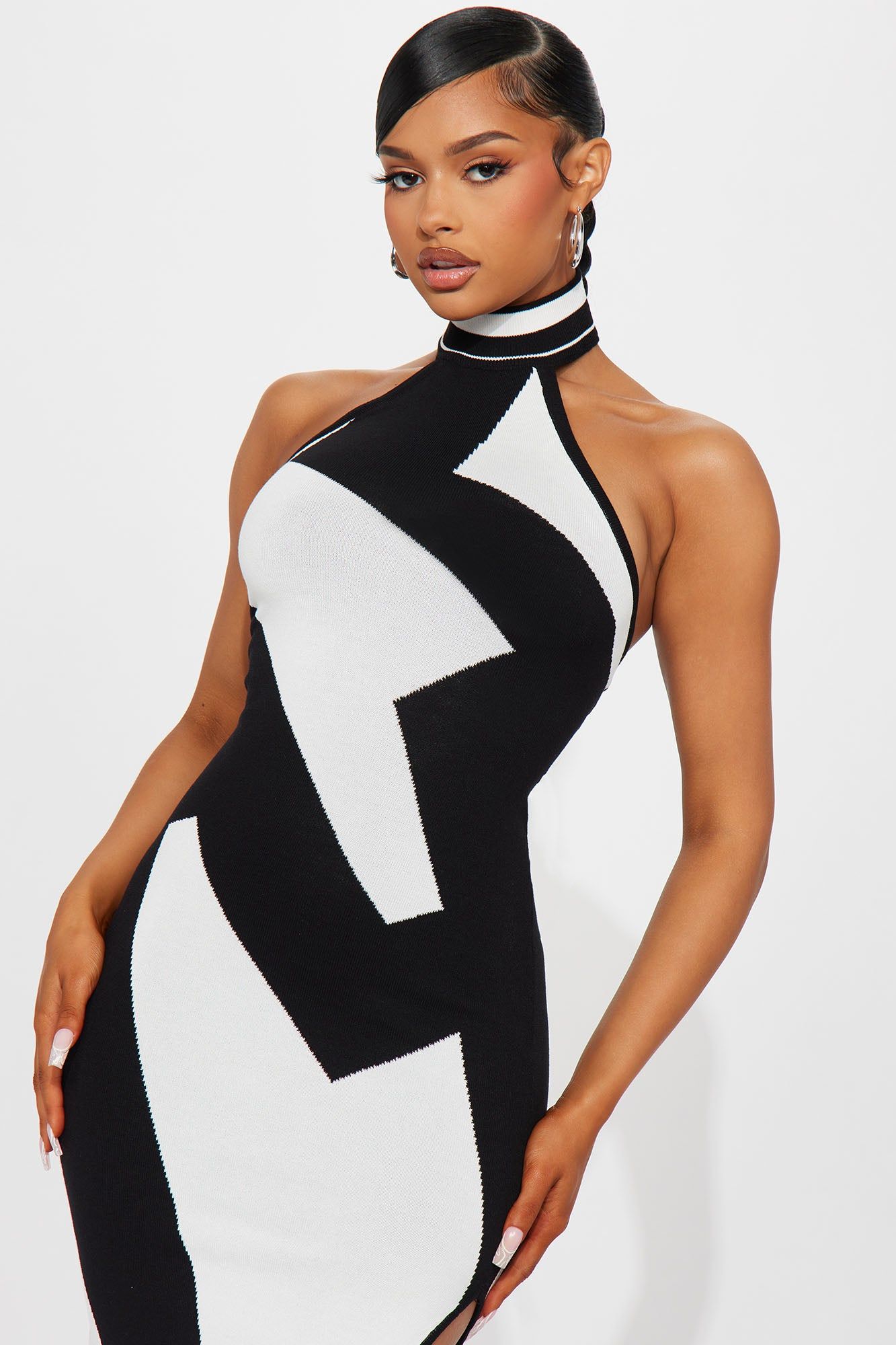Abstract Halter Maxi Dress - Black/White sold by Fashion Nova product image thumbnail 2