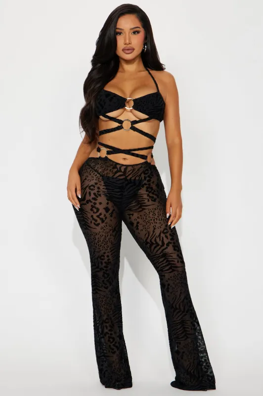 Kara Velvet Burnout Pant Set - Black sold by Fashion Nova