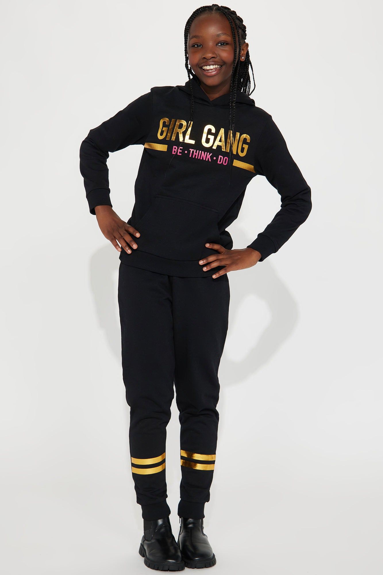 Mini Girl Gang Fleece Jogger Set - Black sold by Fashion Nova