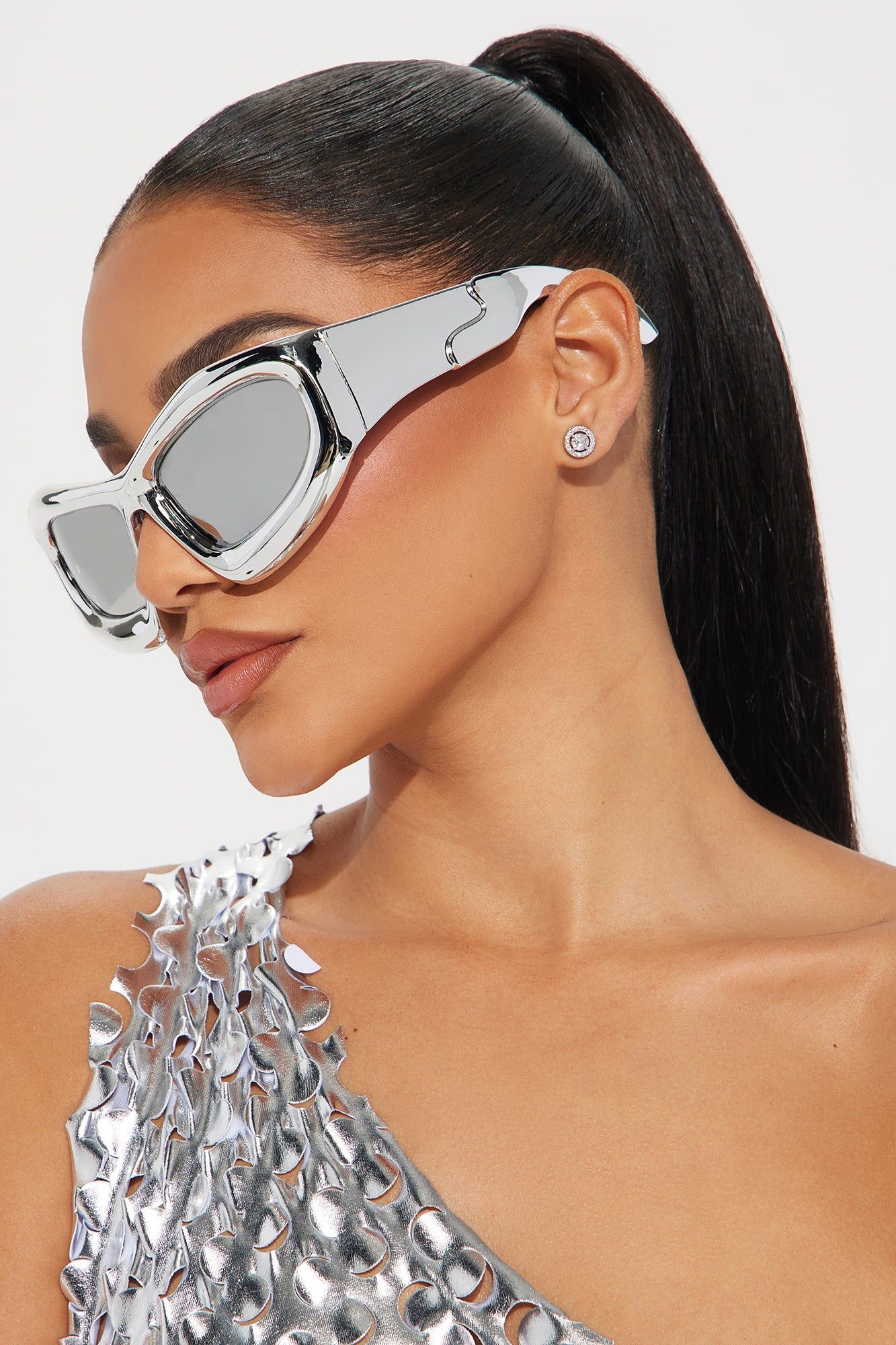 One Night Sunglasses - Silver sold by Fashion Nova