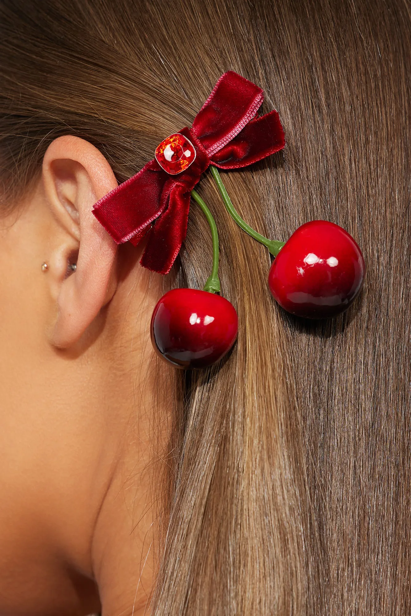 ☆GLOWNY☆ BLACK CHERRY HAIR CLIP MUSINSA | GLOWNY BLACK CHERRY HAIR CLIP