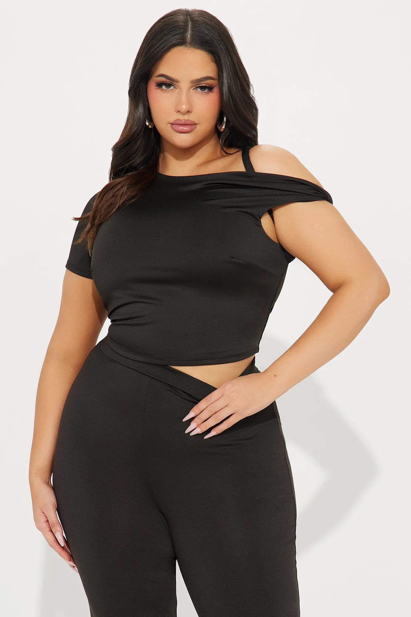 Kaylina Pant Set - Black sold by Fashion Nova product image thumbnail 5