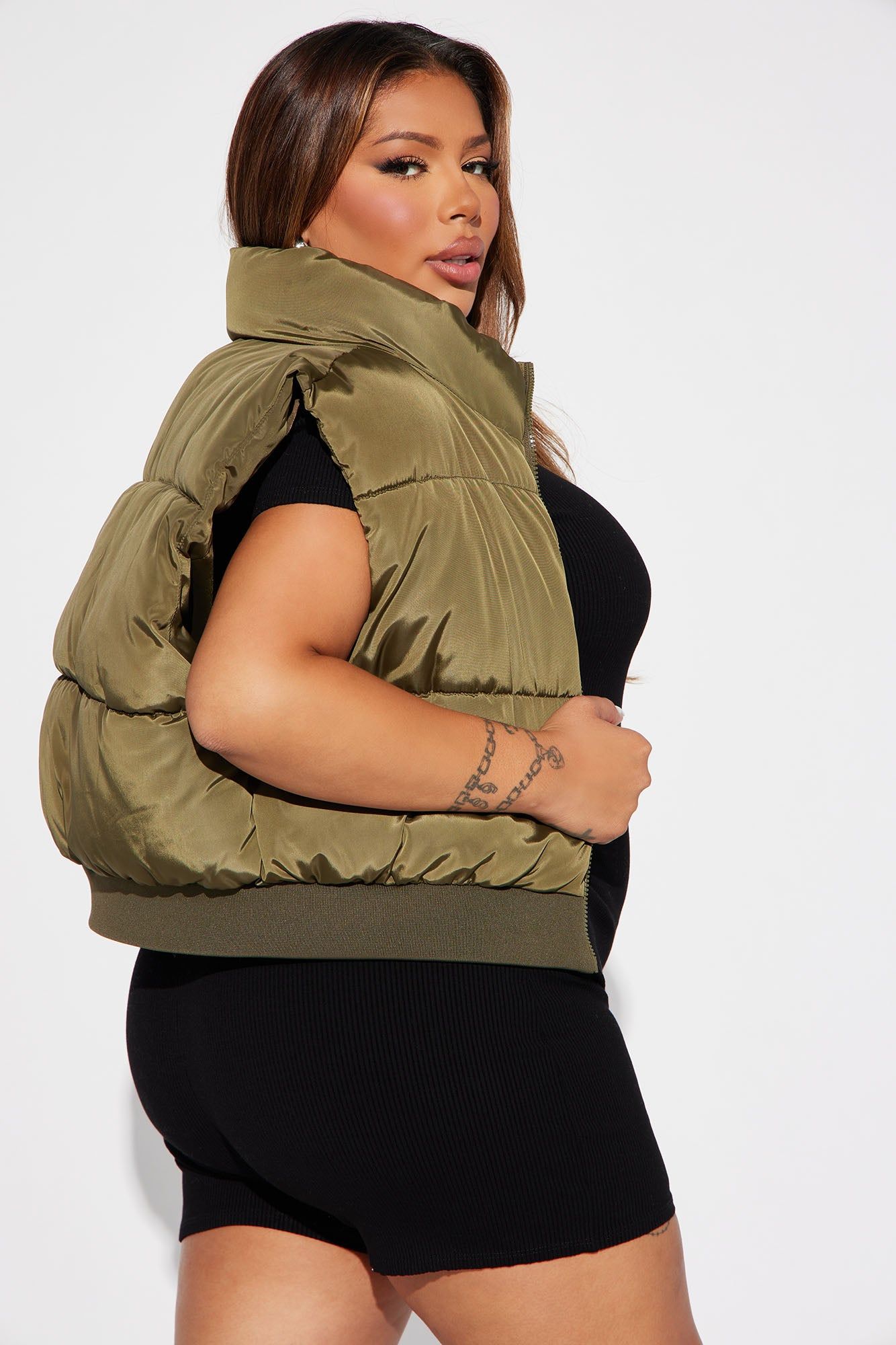 Winter Date Puffer Vest - Olive sold by Fashion Nova product image thumbnail 6