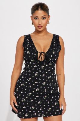 Riley Poplin Floral Mini Dress - Black/combo sold by Fashion Nova