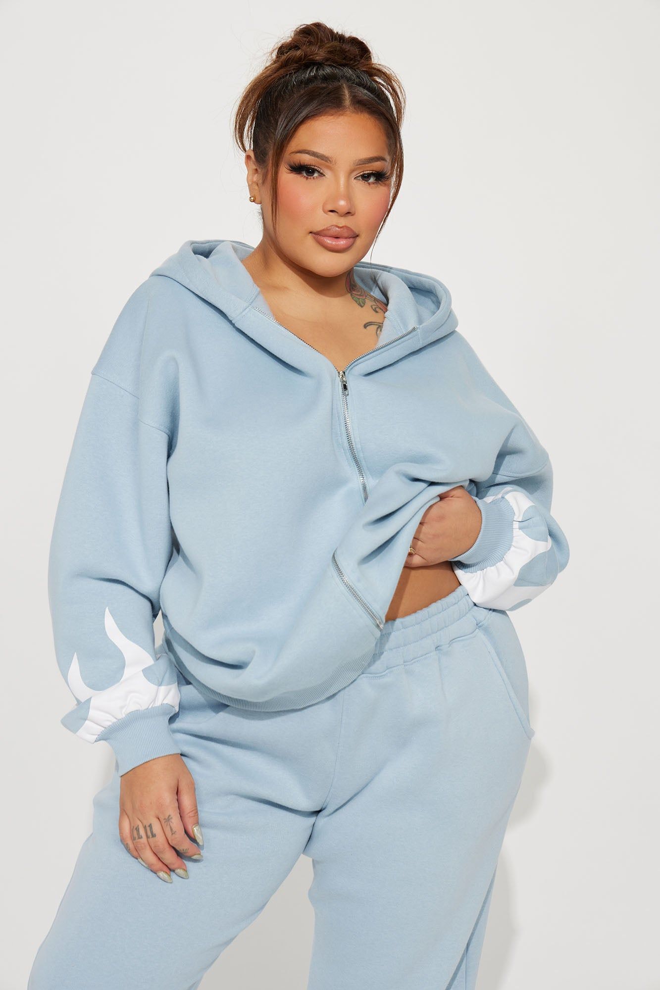 Hot Desire Jogger Set - Light Blue sold by Fashion Nova product image thumbnail 5