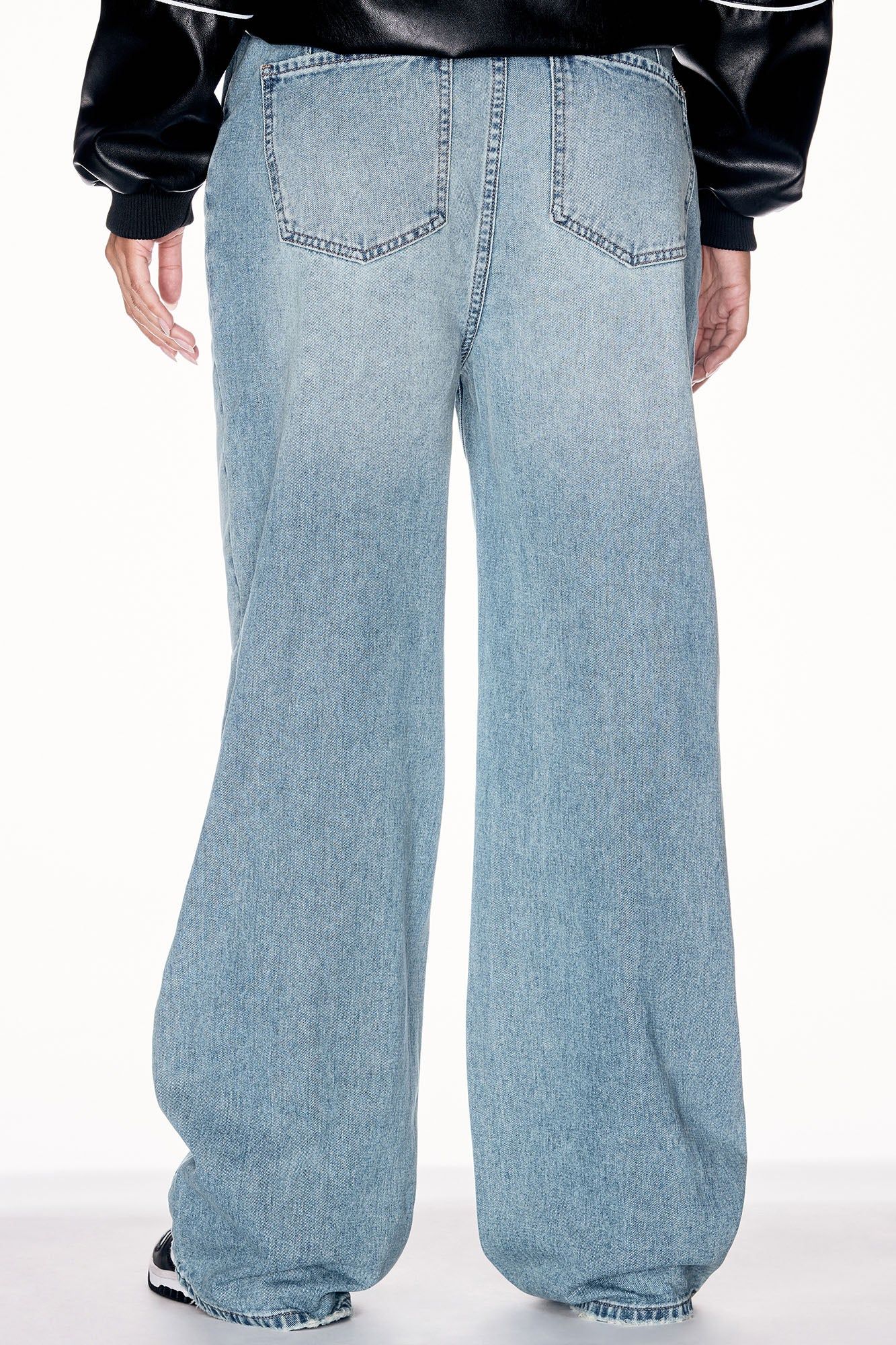 The West End Drop Waist Baggy Jeans - Medium Wash sold by Fashion Nova product image thumbnail 3