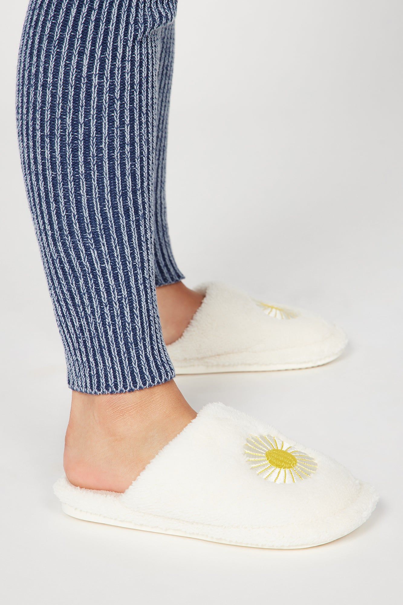Lazy Daisy Slippers - White sold by Fashion Nova product image thumbnail 3