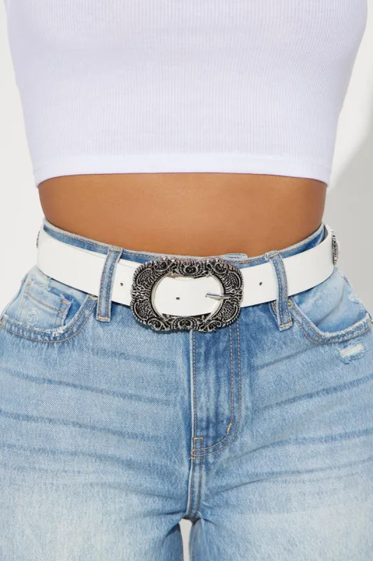 Run This Town Belt - White sold by Fashion Nova
