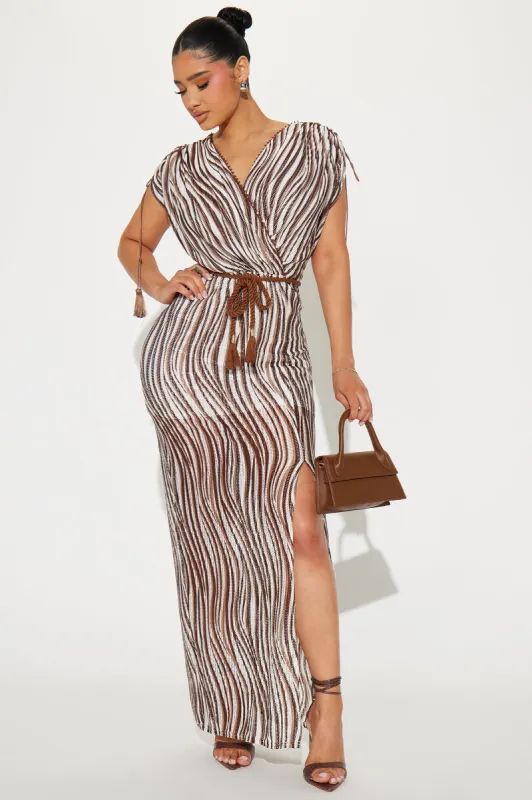 Living In It Textured Maxi Dress - Brown/combo sold by Fashion Nova