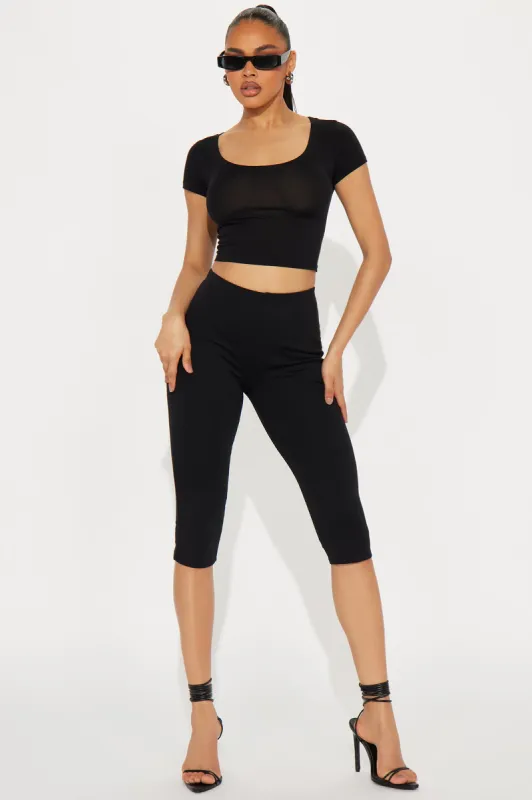 Monaco Capri Legging - Black made by Fashion Nova